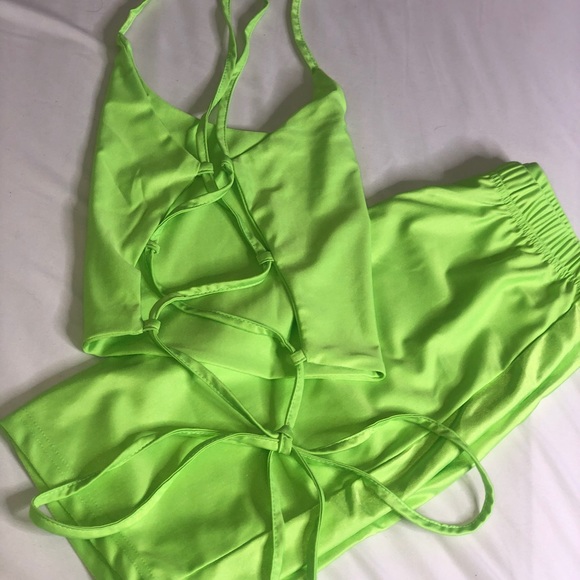 Lime green two piece set - Picture 2 of 3